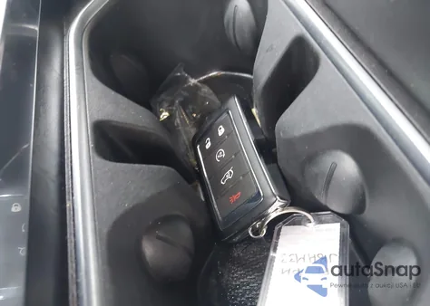 2025 Jeep Wagoneer L Series Ii 4X4 z USA, uszkodzony, nr VIN 1C4SJSBP8SS511426